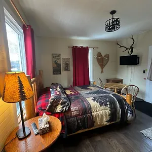 Holiday Lodge Cabins Canada